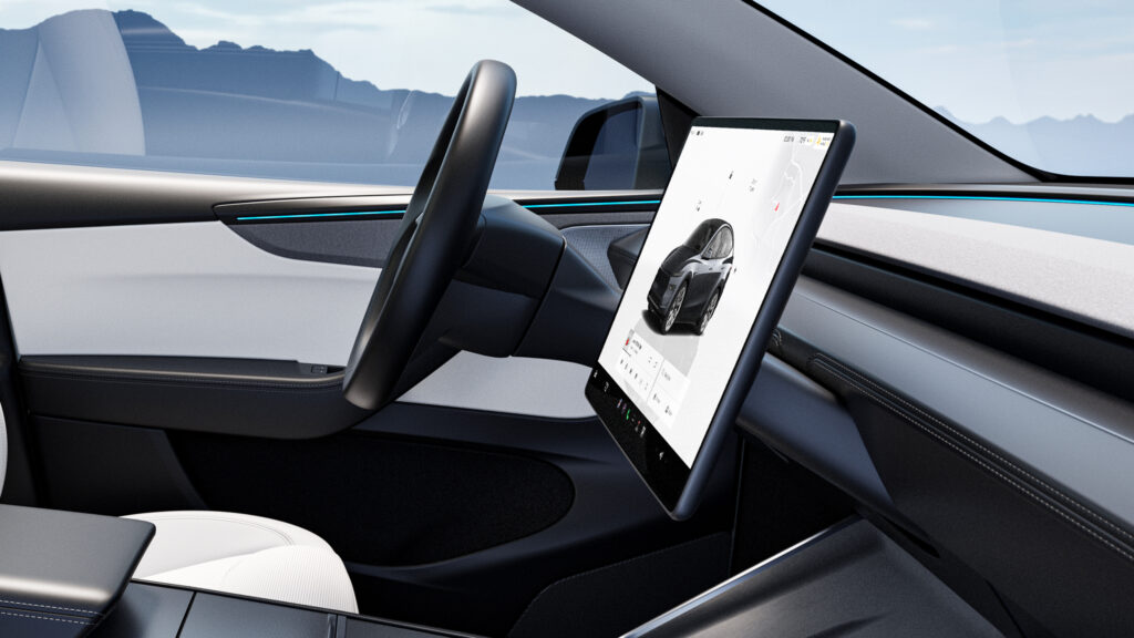 Tesla's $8,000 FSD Hardware: Preparing for Autonomous Driving